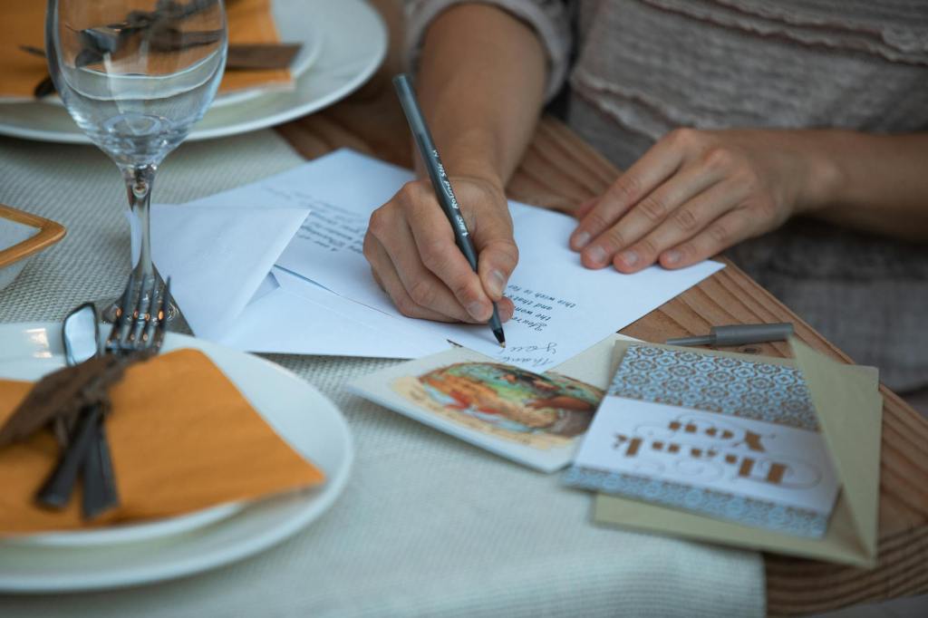 Thank You Card Etiquette: How to write and send thank you&nbsp;notes